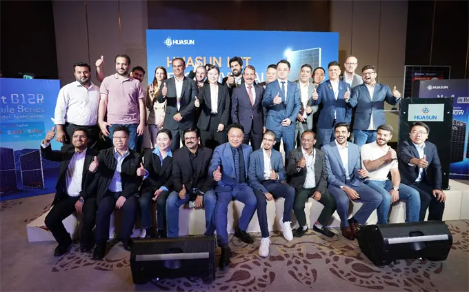 Heterojunction Steps into the Spotlight in the Middle East, Huasun HJT Exclusive Gala Successfully Held in Abu Dhabi